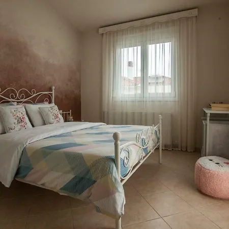 Dina's House Volos